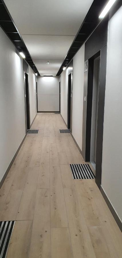 Apple Apartments - Mickiewicza Prywatne Miejsce Parkingowe Lodz  Exterior photo