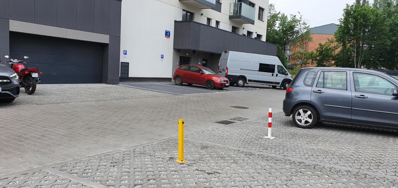 Apple Apartments - Mickiewicza Prywatne Miejsce Parkingowe Lodz  Exterior photo